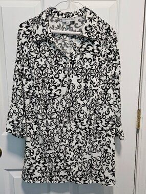 Catherines Plus Size 0X Black & White Damask Print Button Front Blouse